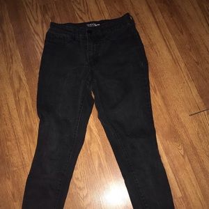 Time and Tru black high-rise jeans